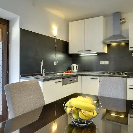 Vikendica Holiday Modern Rustic Holiday *